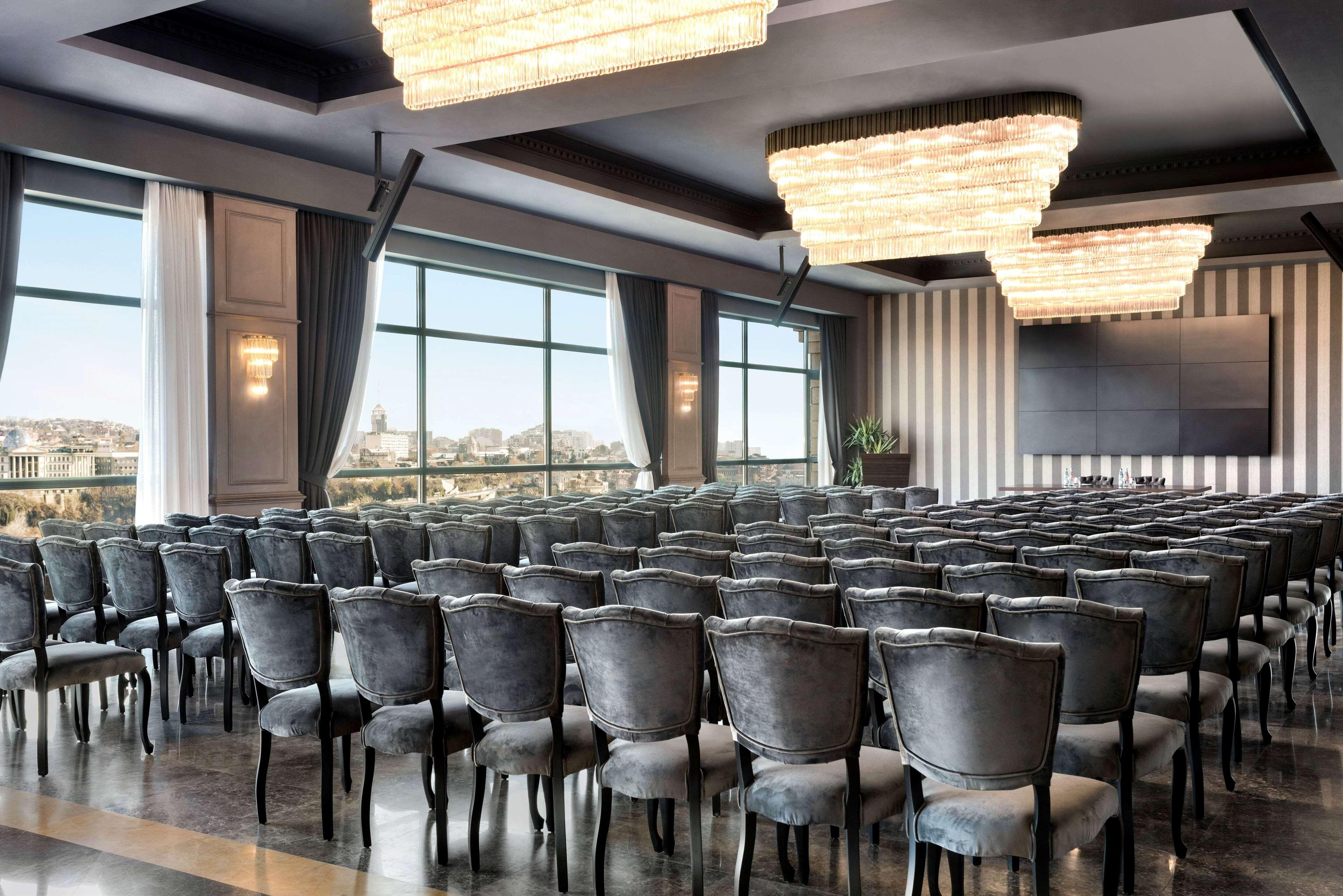 Wyndham Grand 5*