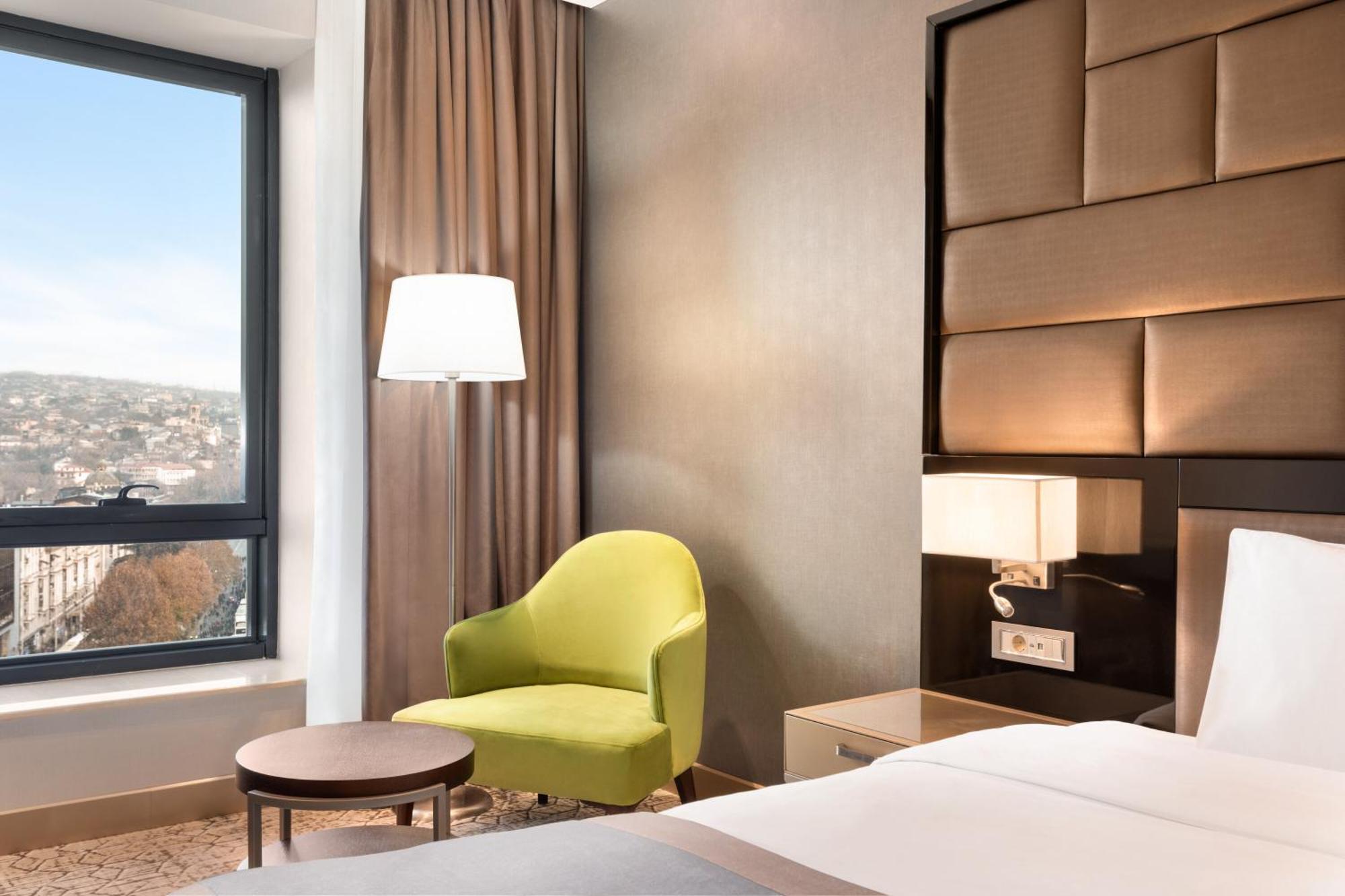 Wyndham Grand מלון 5*